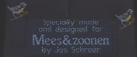Label in stropdas van 'Mees & Zoonen'